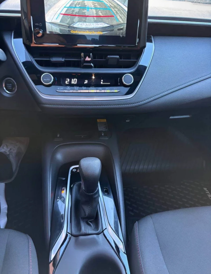 Toyota Corolla SE * * ПОДГРЕВИ * * CARFAX * * АВТО КРЕДИТ * * , снимка 7 - Автомобили и джипове - 52863161