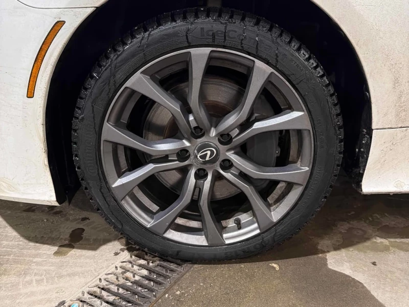 Lexus RC * 300 * CARFAX * БЕЗ ПЪРВОНАЧАЛНА ВНОСКА, снимка 8 - Автомобили и джипове - 53162722