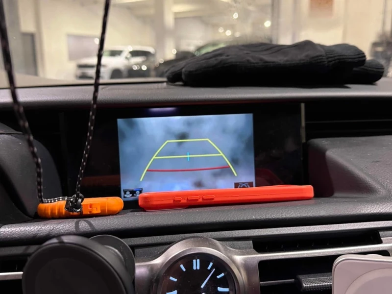 Lexus RC * 300 * CARFAX * БЕЗ ПЪРВОНАЧАЛНА ВНОСКА, снимка 16 - Автомобили и джипове - 53162722