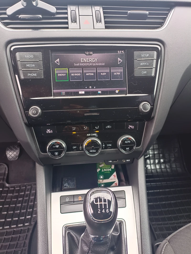 Skoda Octavia, снимка 15 - Автомобили и джипове - 53509179