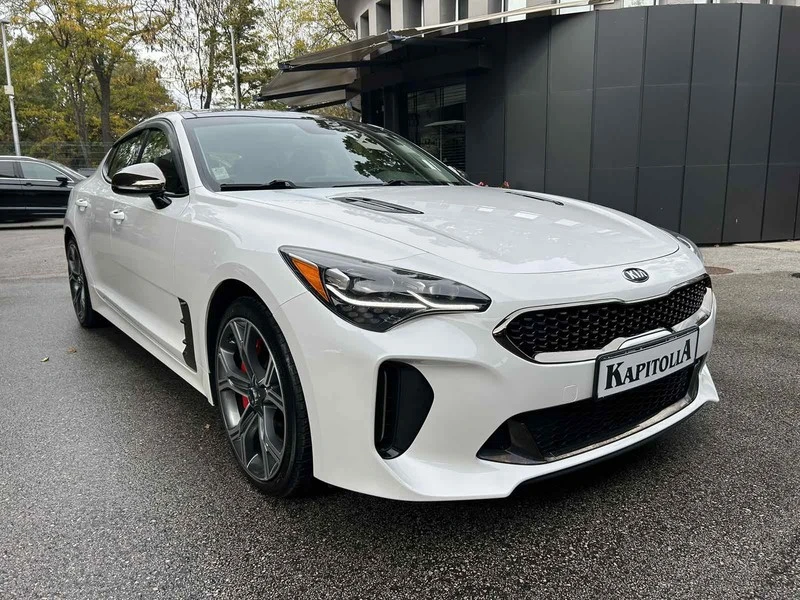 Kia Stinger GT/AWD, снимка 4 - Автомобили и джипове - 47618395