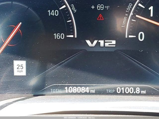 BMW 740 Head-up Harman Kardon Обдухване Дигитален ключ, снимка 11 - Автомобили и джипове - 53110808