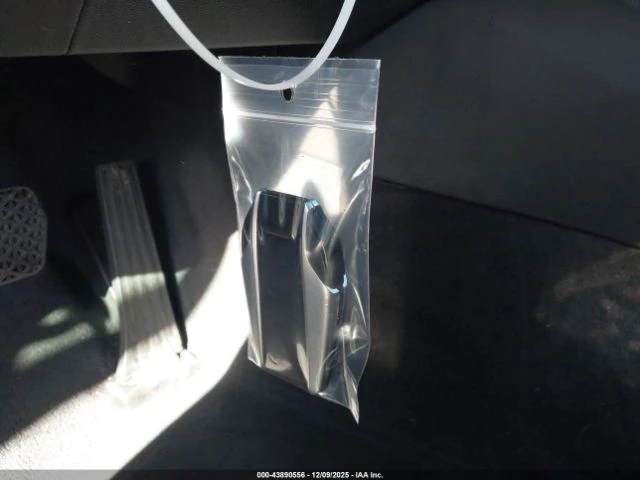 BMW 740 Head-up Harman Kardon Обдухване Дигитален ключ, снимка 14 - Автомобили и джипове - 53110808