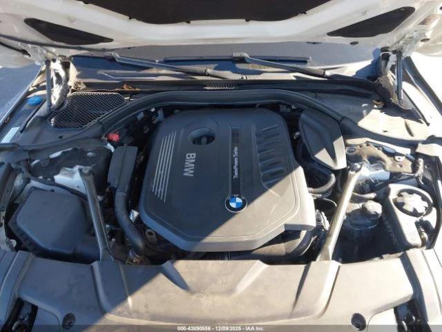 BMW 740 Head-up Harman Kardon Обдухване Дигитален ключ, снимка 13 - Автомобили и джипове - 53110808