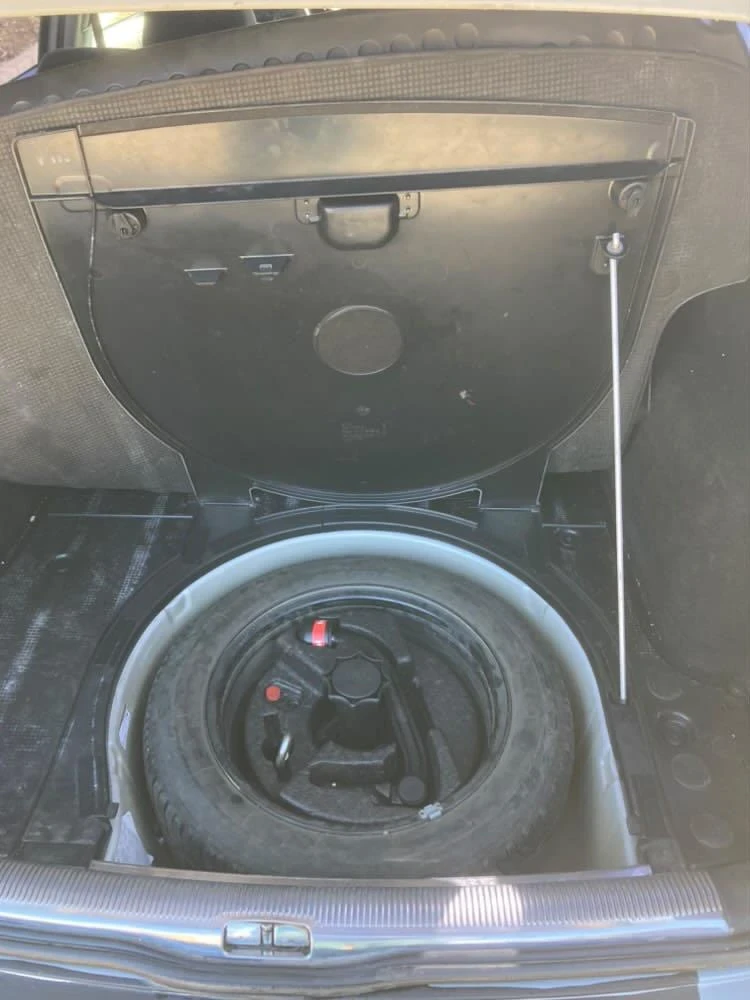 VW Passat 1.9/131/6ск NAVI/ПОДГРЕВ/ТЕМПОМАТ ПАРКТРОНИК/, снимка 7 - Автомобили и джипове - 54139349