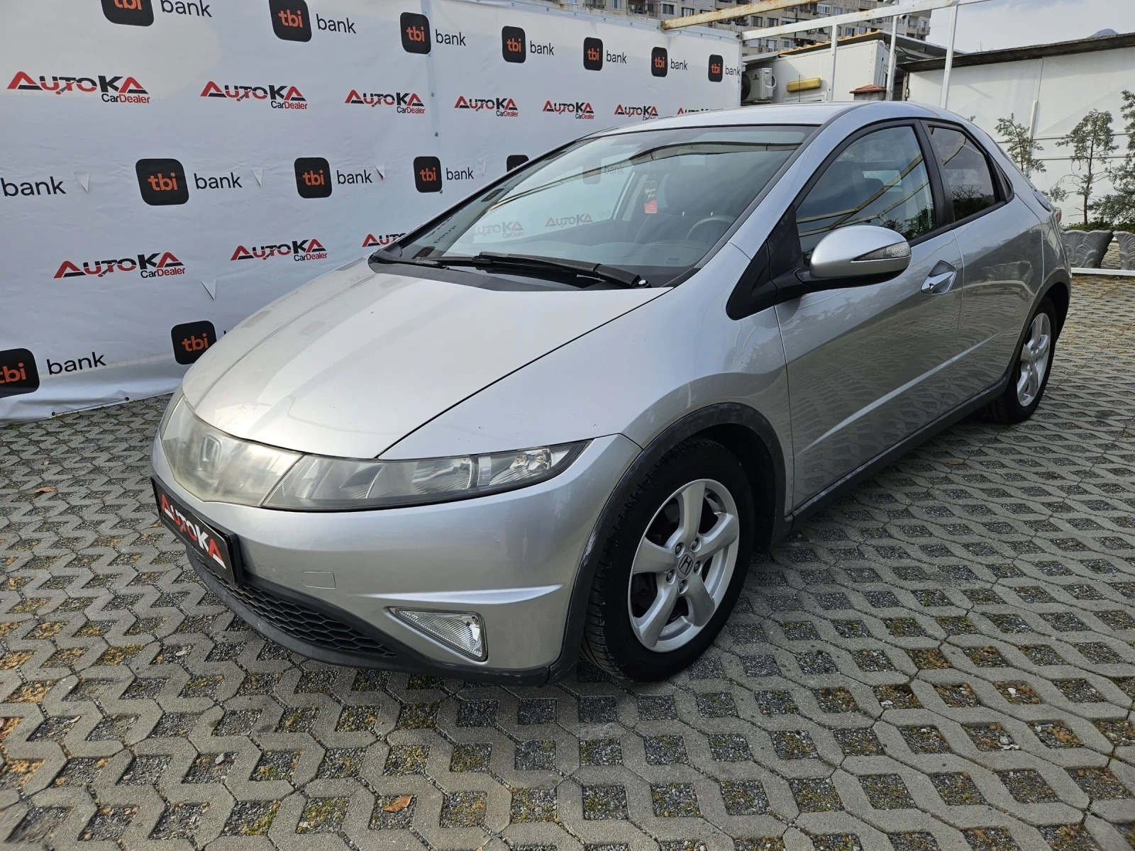 Honda Civic 1.4i-83кс= ELEGANCE= 6СКОРОСТИ= КЛИМАТРОНИК  - изображение 6