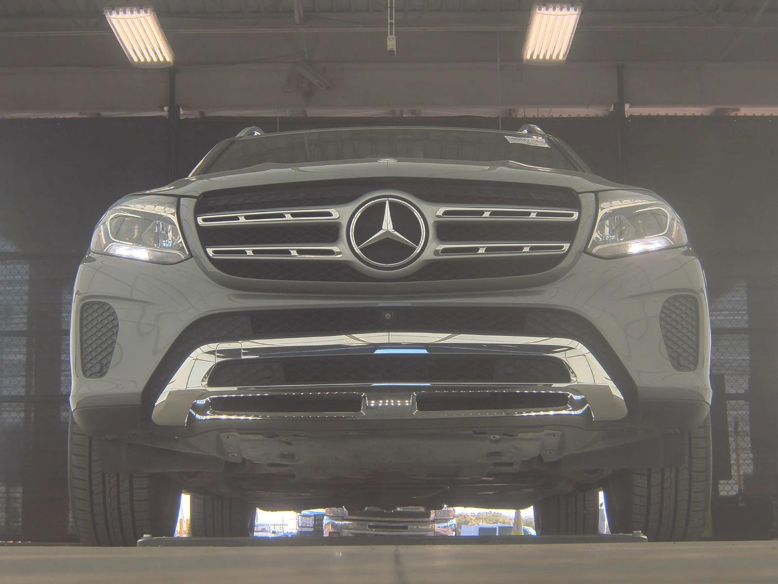 Mercedes-Benz GLS 450 4MATIC* HARMAN* CARPLAY* KEYLESS GO* PODGREV*  - изображение 3