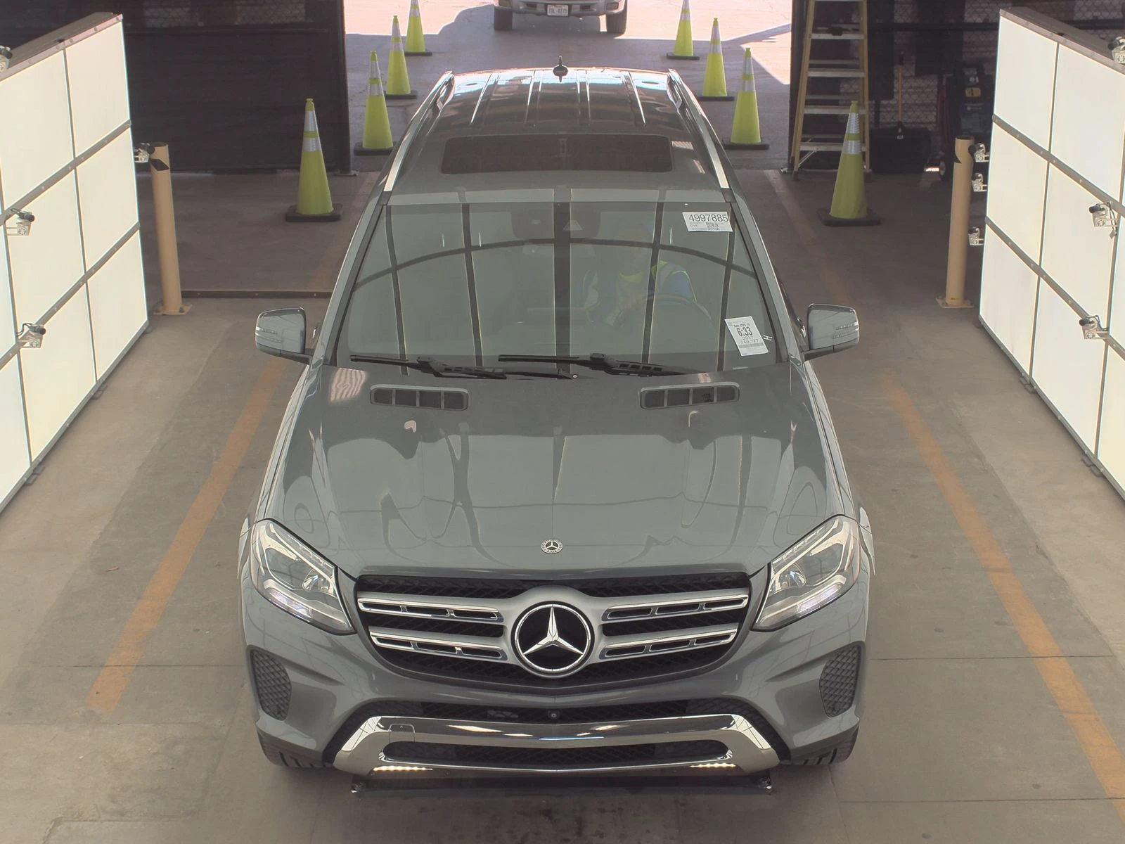 Mercedes-Benz GLS 450 4MATIC* HARMAN* CARPLAY* KEYLESS GO* PODGREV*  - изображение 2
