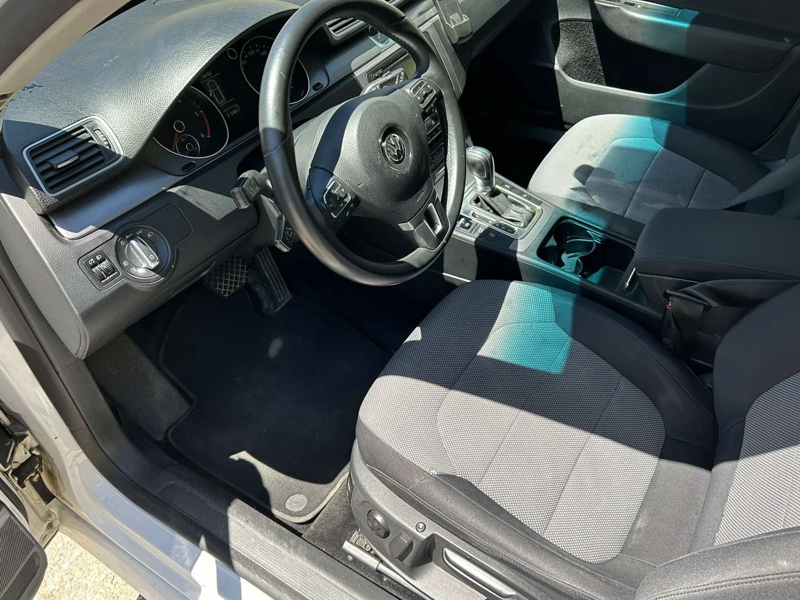 VW Passat 2.0 - изображение 8