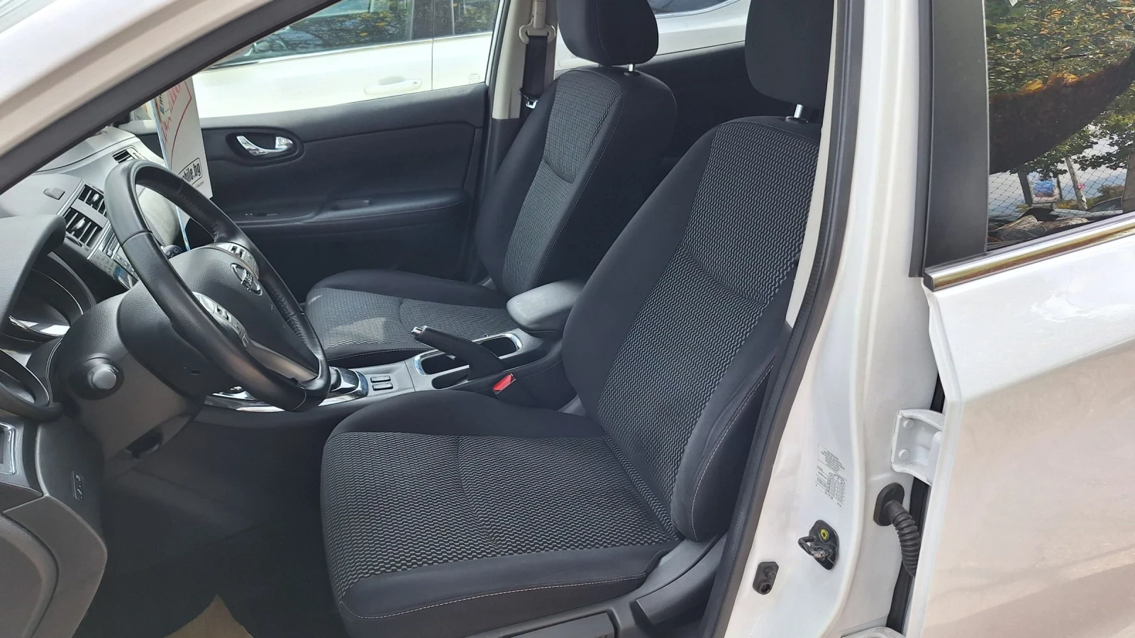 Nissan Pulsar 1.5-110кс.НАВИ-ПРЕДНА И ЗАДНА КАМЕРА-ДИСТРОНИК - изображение 9