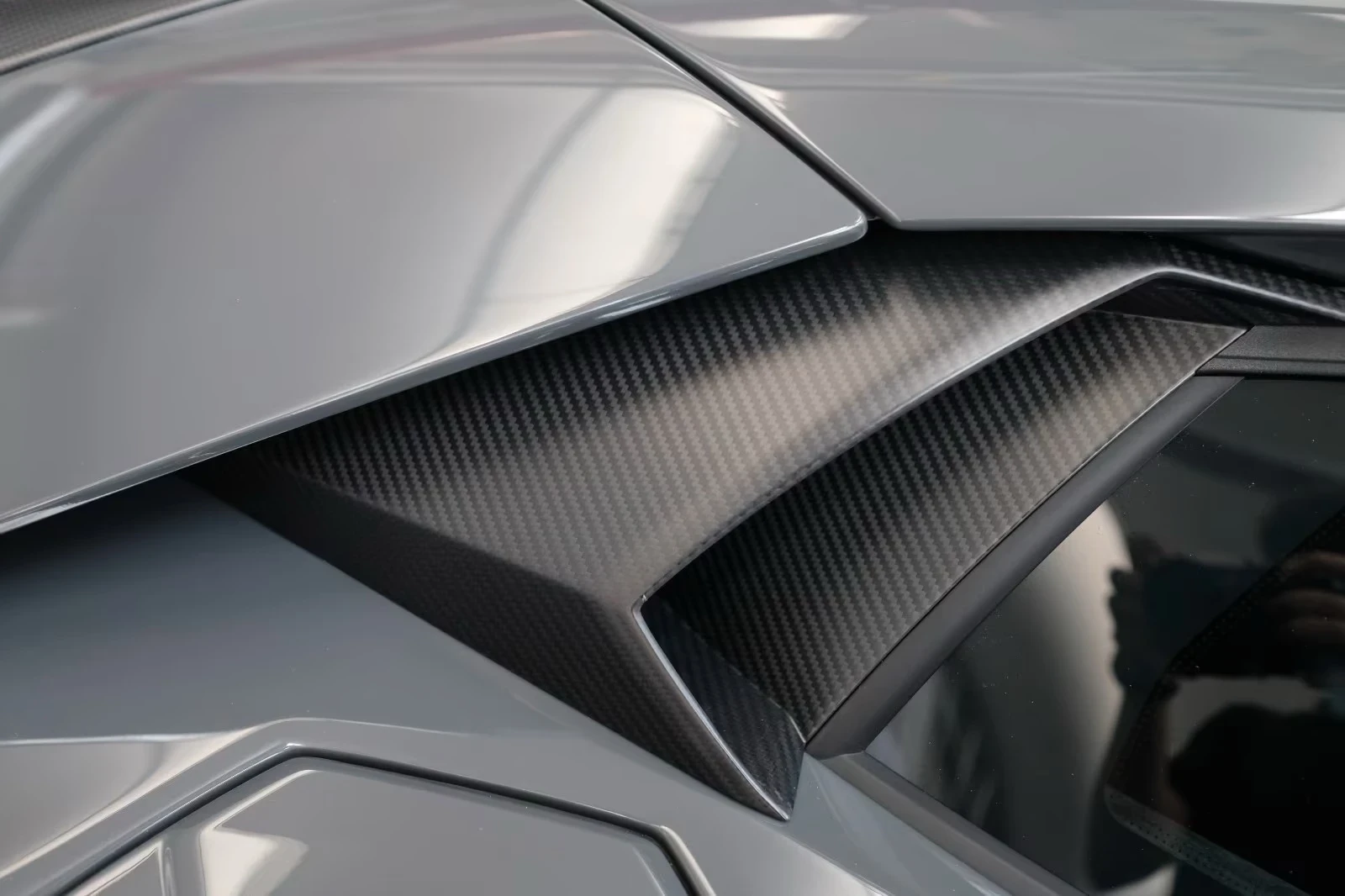 Lamborghini Aventador SVJ - изображение 3