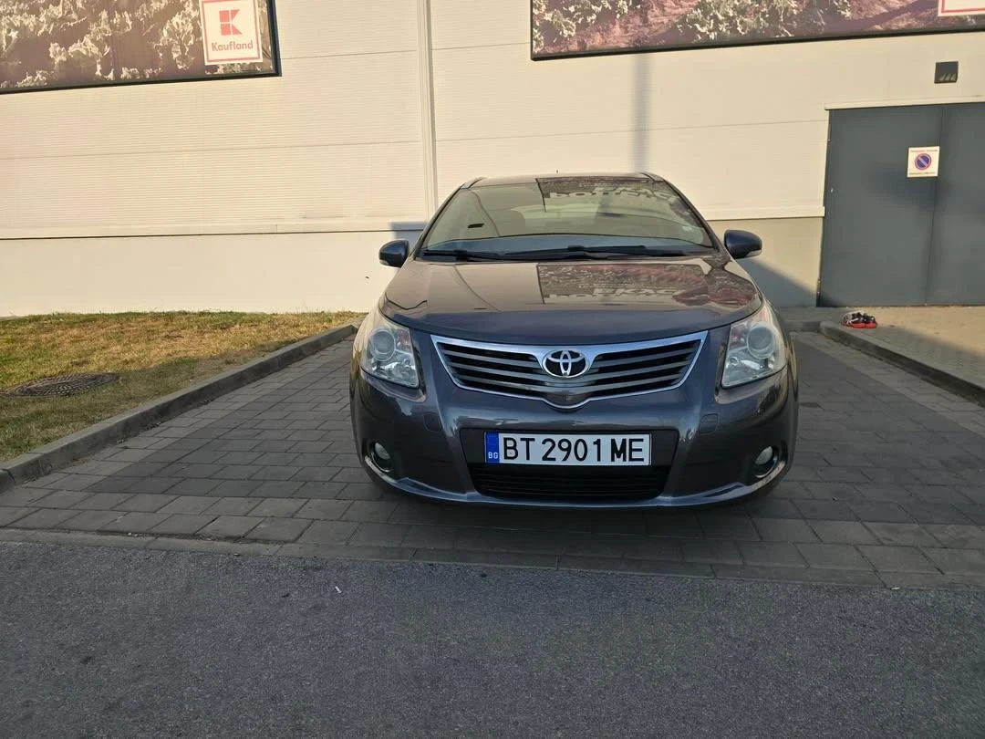 Toyota Avensis 2.2 D4-D 150кс, Keyless, Executive - изображение 3