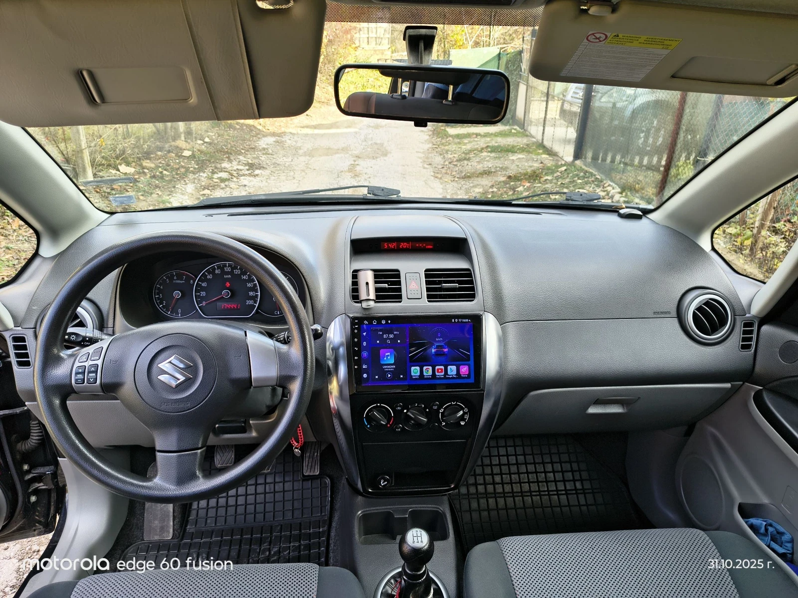 Suzuki SX4 1.6i 107к.с - изображение 8