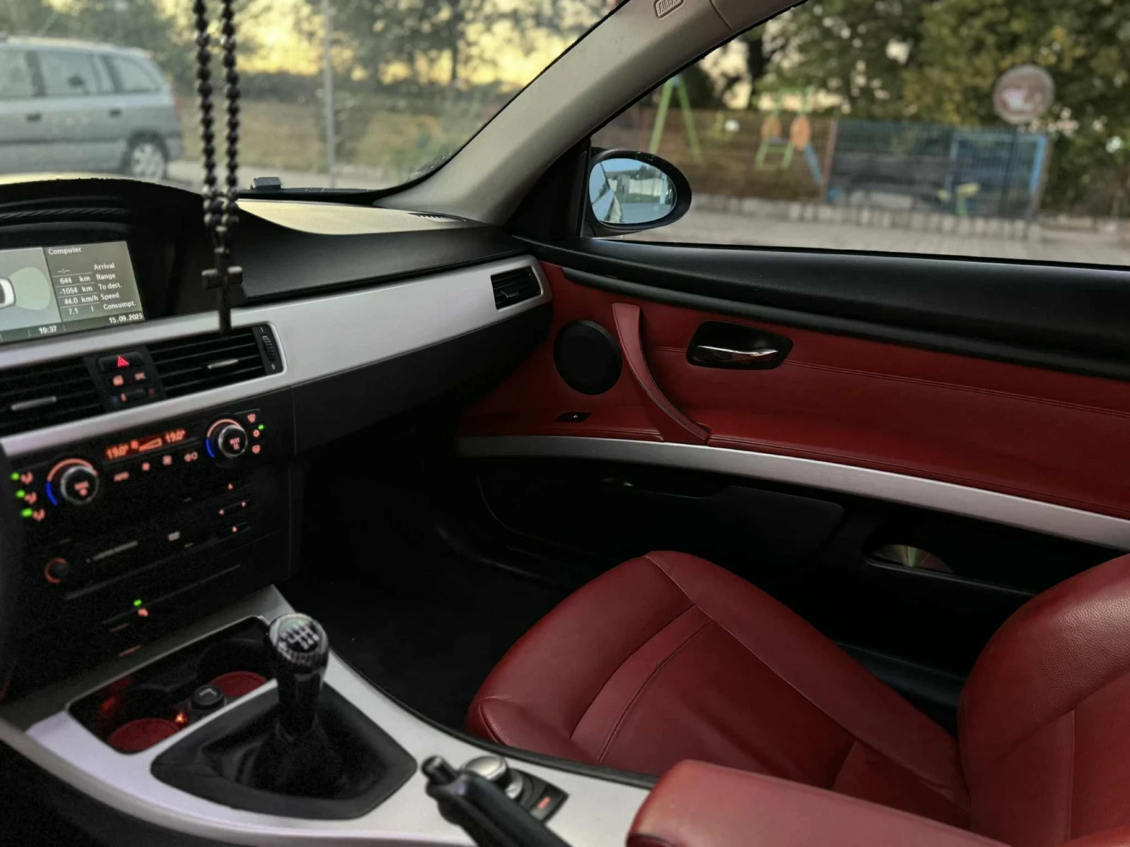 BMW 330 E92  | Mobile.bg   16