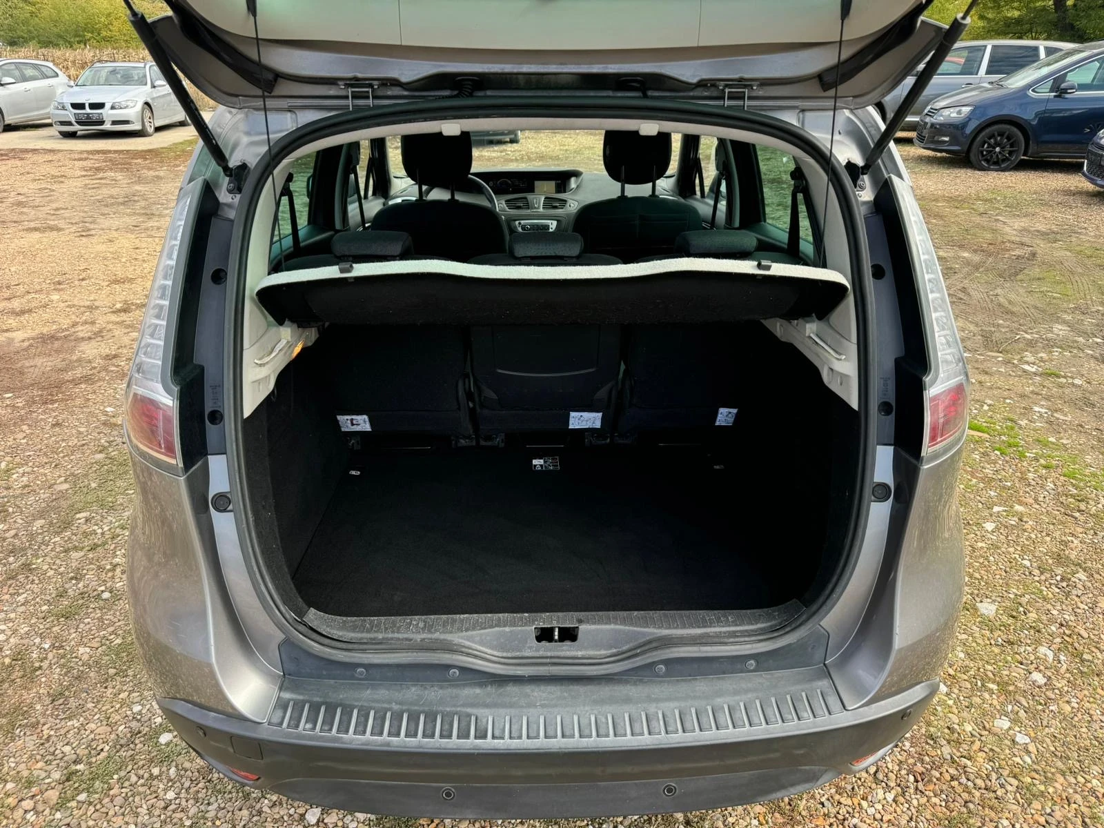 Renault Scenic  - изображение 10