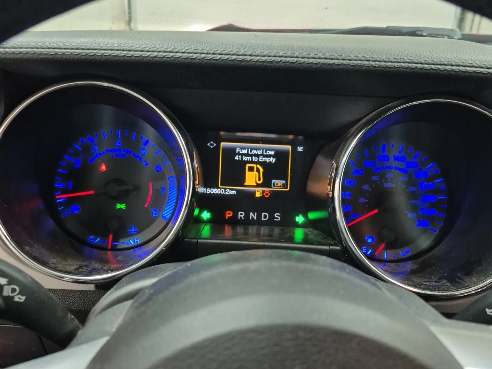 Ford Mustang GT Premium - изображение 9