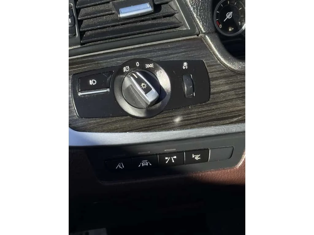 BMW 535 * 535i xDrive * CARFAX * ���� �� �� | Mobile.bg � ����������� 13