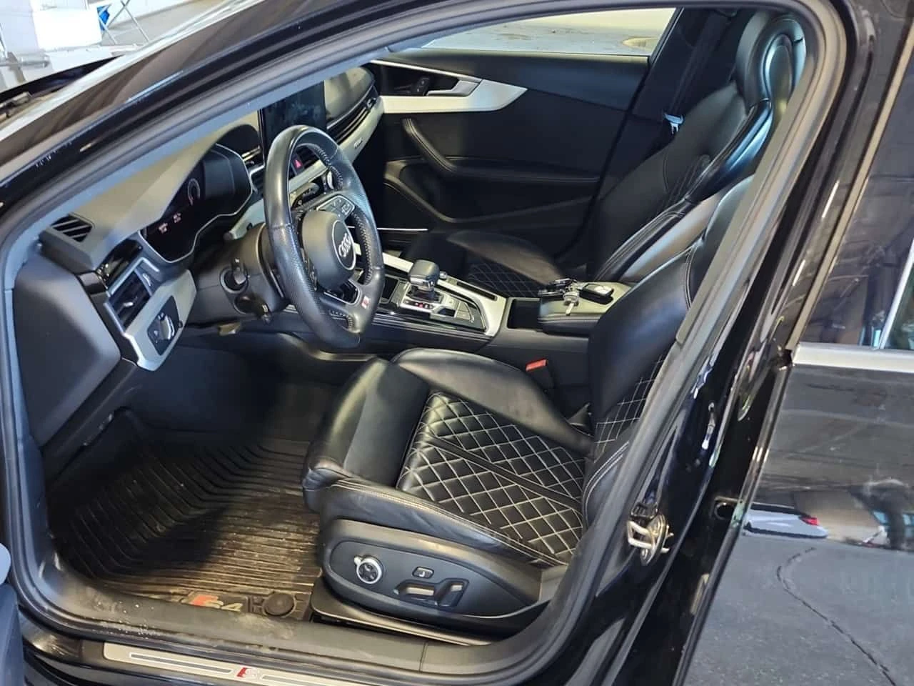 Audi S4 * TECHNIK * FULLY LOADED * ЛИЦЕНЗИРАН ПРОДАВАЧ - изображение 6