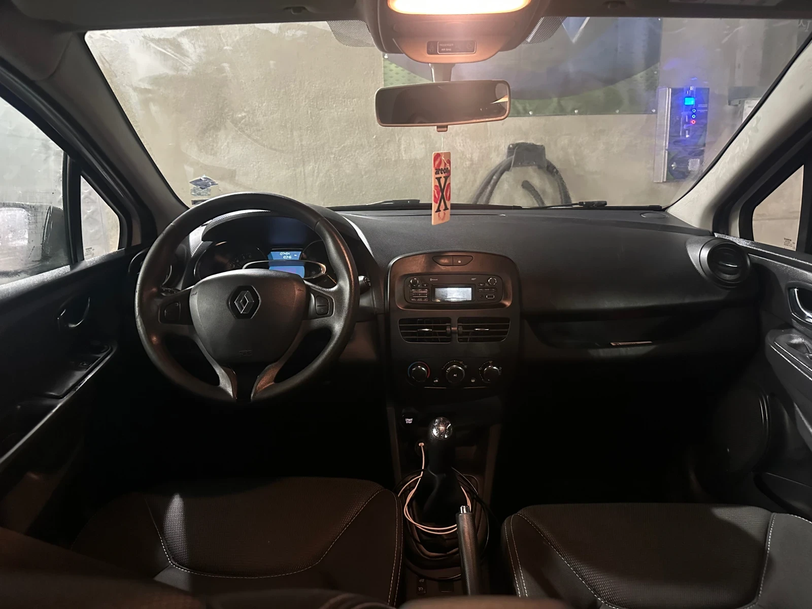 Renault Clio, снимка 12 - Автомобили и джипове - 53746026