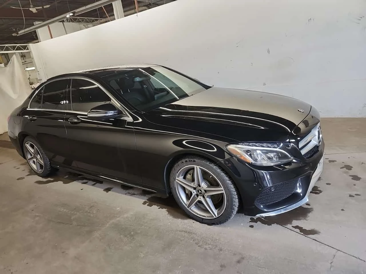 Mercedes-Benz C 300 PANORAMA | АМБИЕНТНО | KEYLESS | ПОДГРЕВИ, снимка 2 - Автомобили и джипове - 53968263