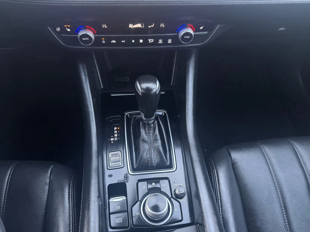 Mazda 6 GS-L FWD* АвтоКредит* (Цена до БГ) , снимка 16 - Автомобили и джипове - 54097983