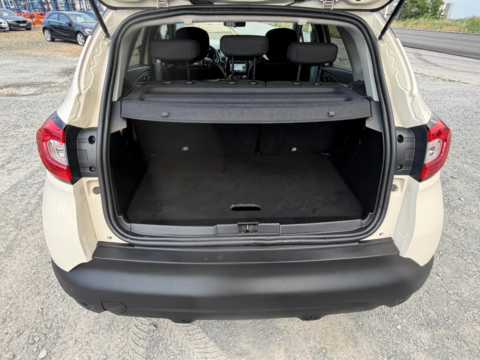 Renault Captur INTENS / ������ / ��������� / ������ / 116 000 �� | Mobile.bg � ����������� 15