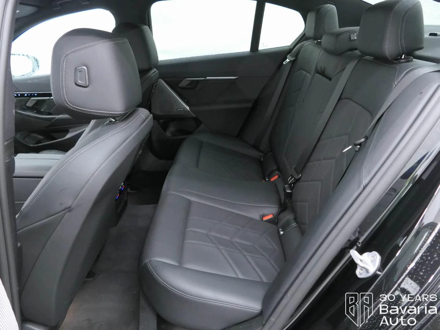 BMW 520 d M Sport Paket Steptronic, снимка 8 - Автомобили и джипове - 54969900