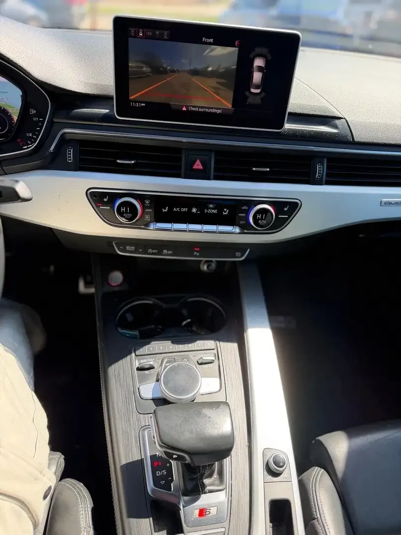 Audi S4 Digital* Bang Olufsen* Blind Spot, снимка 8 - Автомобили и джипове - 55199614