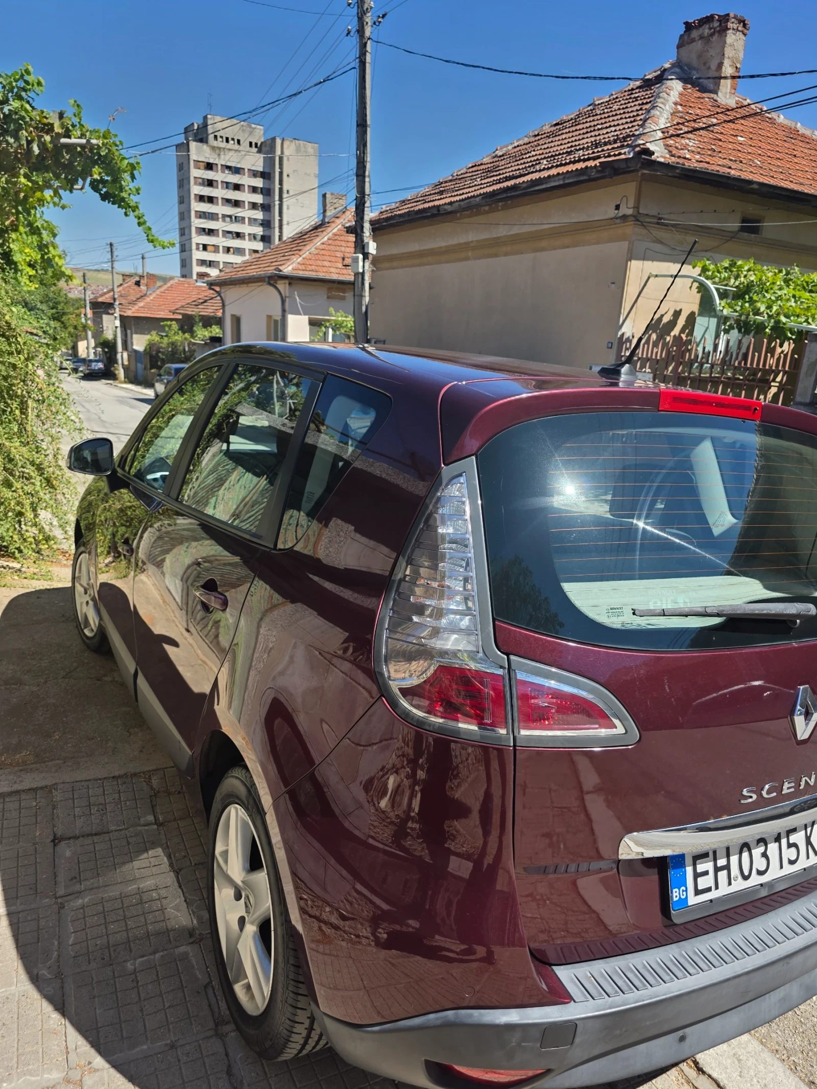 Renault Scenic, снимка 3 - Автомобили и джипове - 55966926