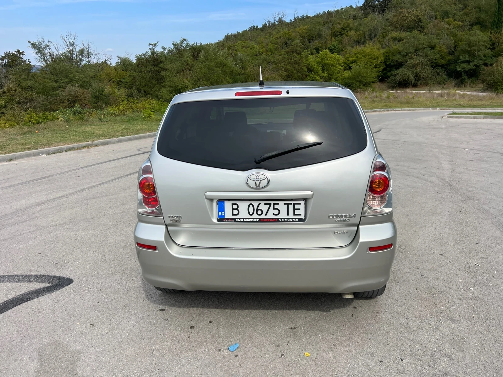 Toyota Corolla verso, снимка 4 - Автомобили и джипове - 56140872