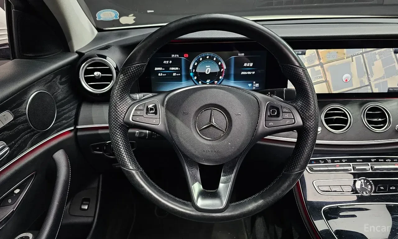 Mercedes-Benz E 300 ���������* �����* ���������* 360������* ������*  | Mobile.bg � ����������� 8