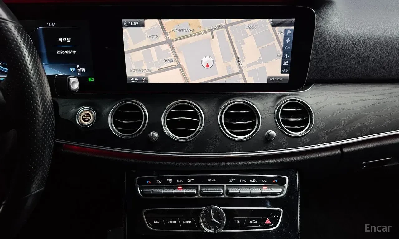Mercedes-Benz E 300 ���������* �����* ���������* 360������* ������*  | Mobile.bg � ����������� 9