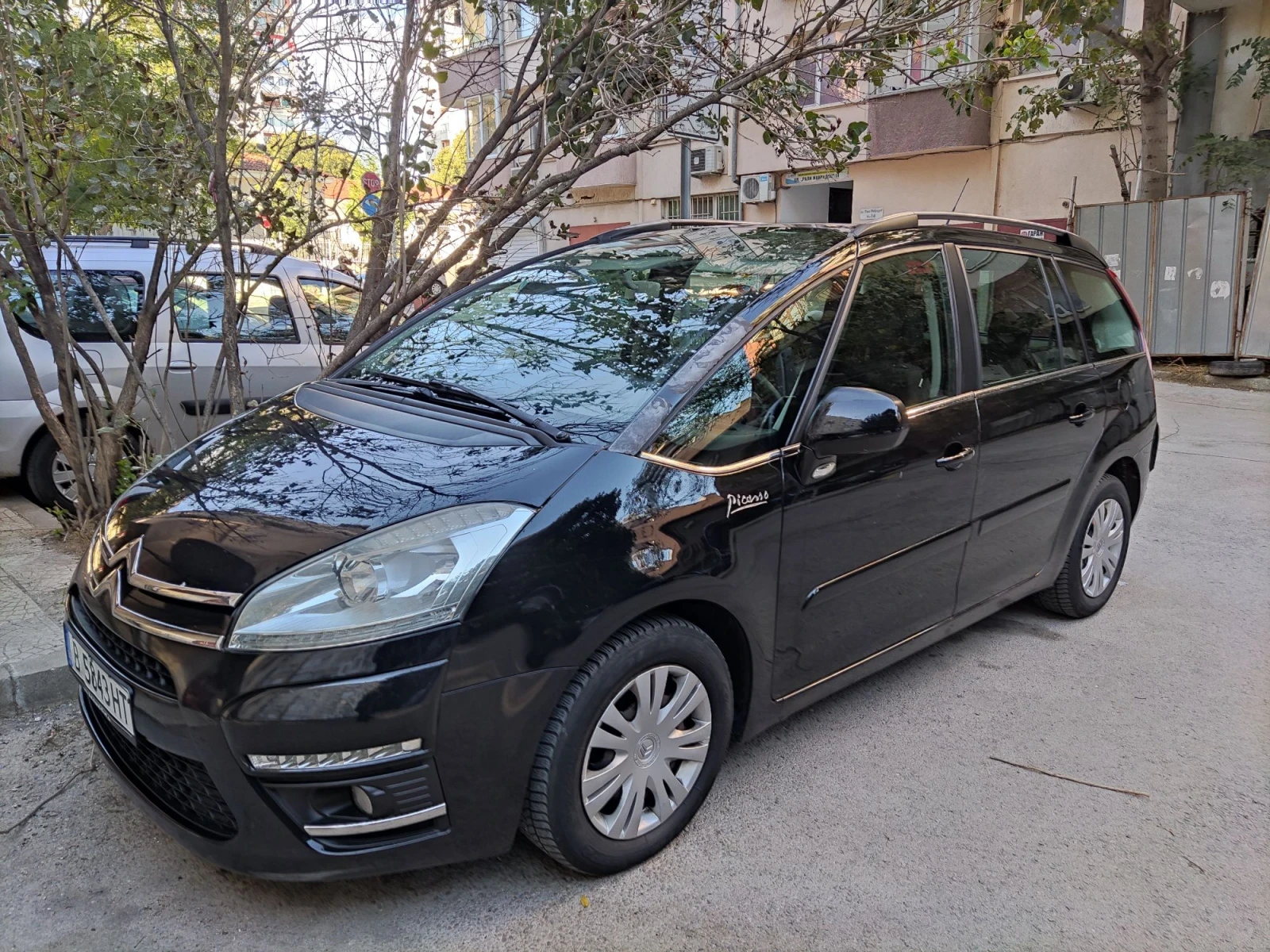 Citroen Grand C4 Picasso, снимка 3 - Автомобили и джипове - 56411294