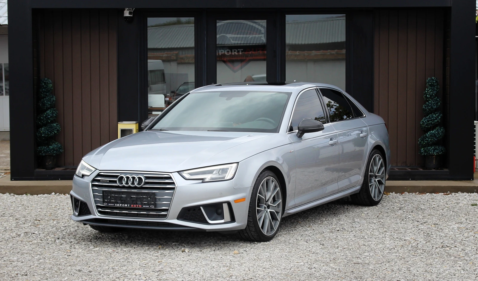 Audi A4 2.0TFSI* S-Line* QUATTRO* LED* VIRTUAL* 