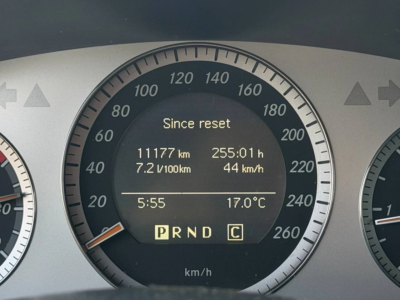 Mercedes-Benz C 220 Avantgarde OM646, снимка 14 - Автомобили и джипове - 56614318