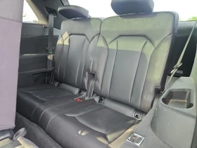Audi Q7 Progressiv/CARFAX/ПОДГРЕВ/ОБДУХ/ПАНОРАМА/7 МЕСТА, снимка 14