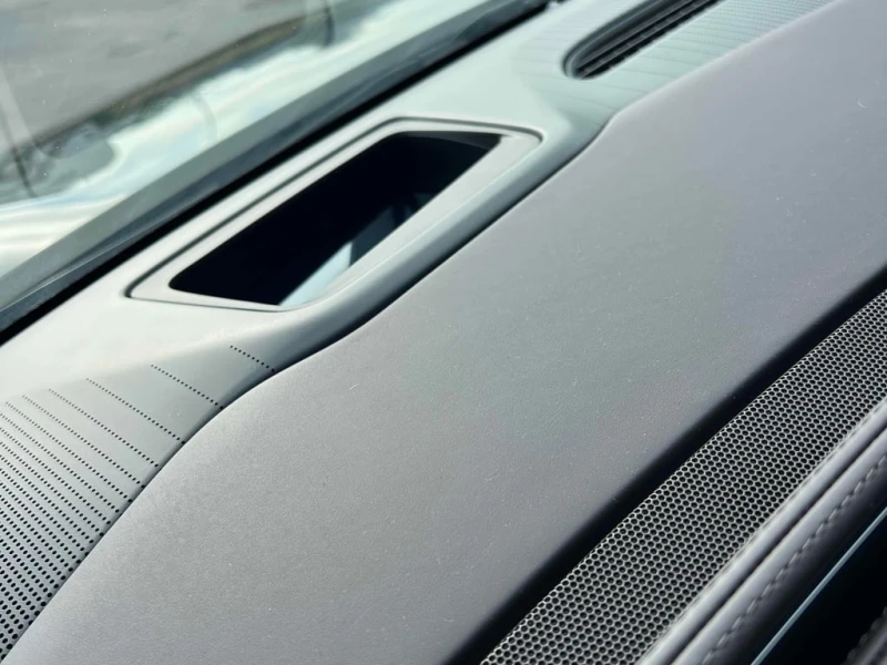 Cadillac Escalade * Sport Platinum * CARFAX * БЕЗ ПЪРВОНАЧАЛНА ВНОСК, снимка 14 - Автомобили и джипове - 52921898