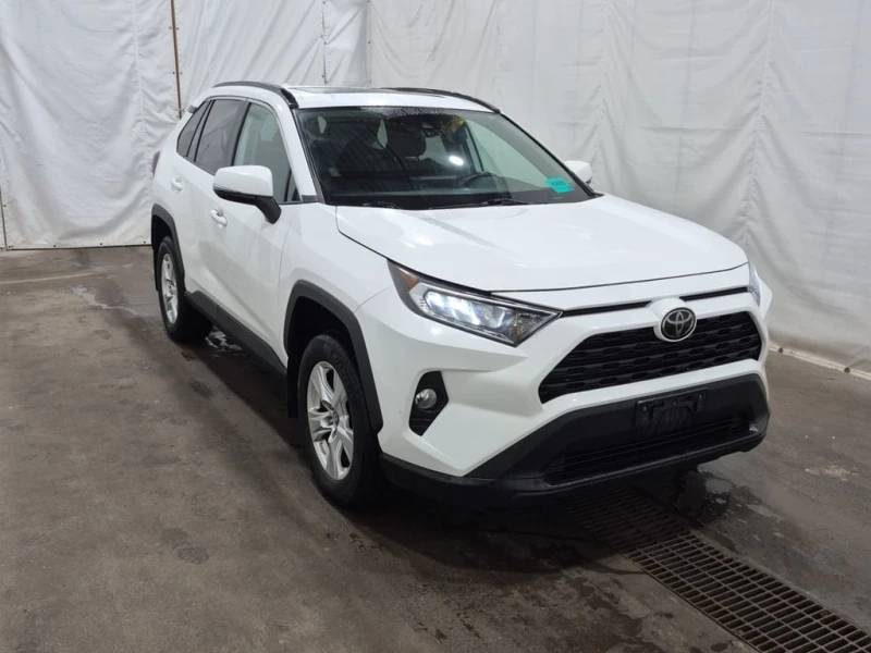 Toyota Rav4 * XLE * CARFAX * ЦЕНА ДО БГ, снимка 3 - Автомобили и джипове - 53020012