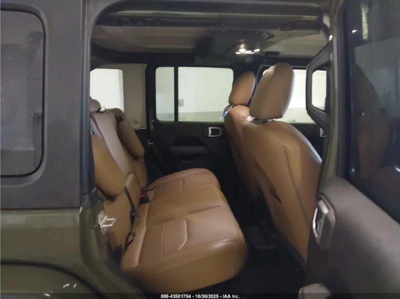 Jeep Wrangler UNLIMITED SAHARA 4x4, снимка 10 - Автомобили и джипове - 53329237