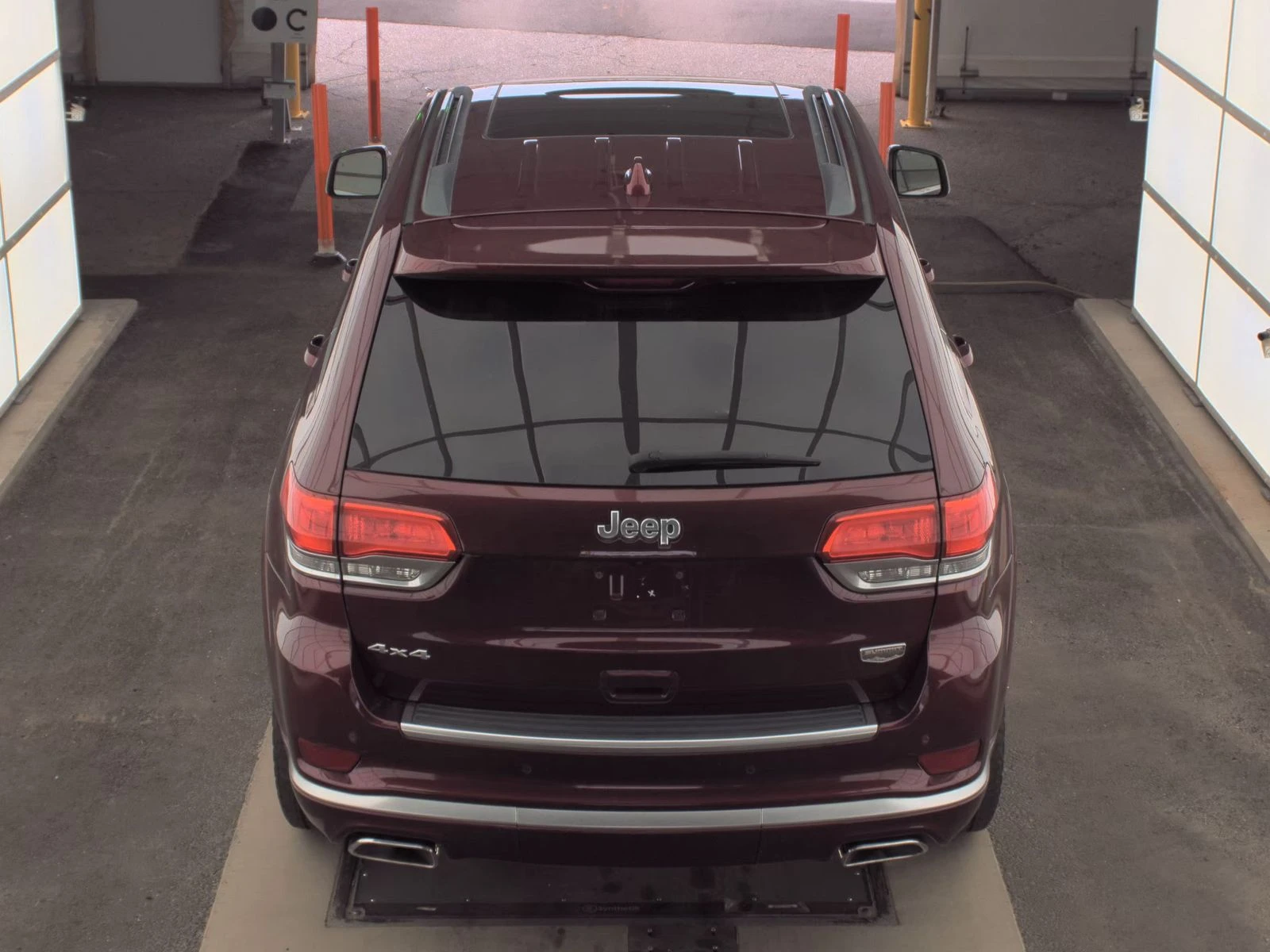 Jeep Grand cherokee Summit* 8ZF* 4x4* Distronic* Keyless* Harman* Обду - изображение 9