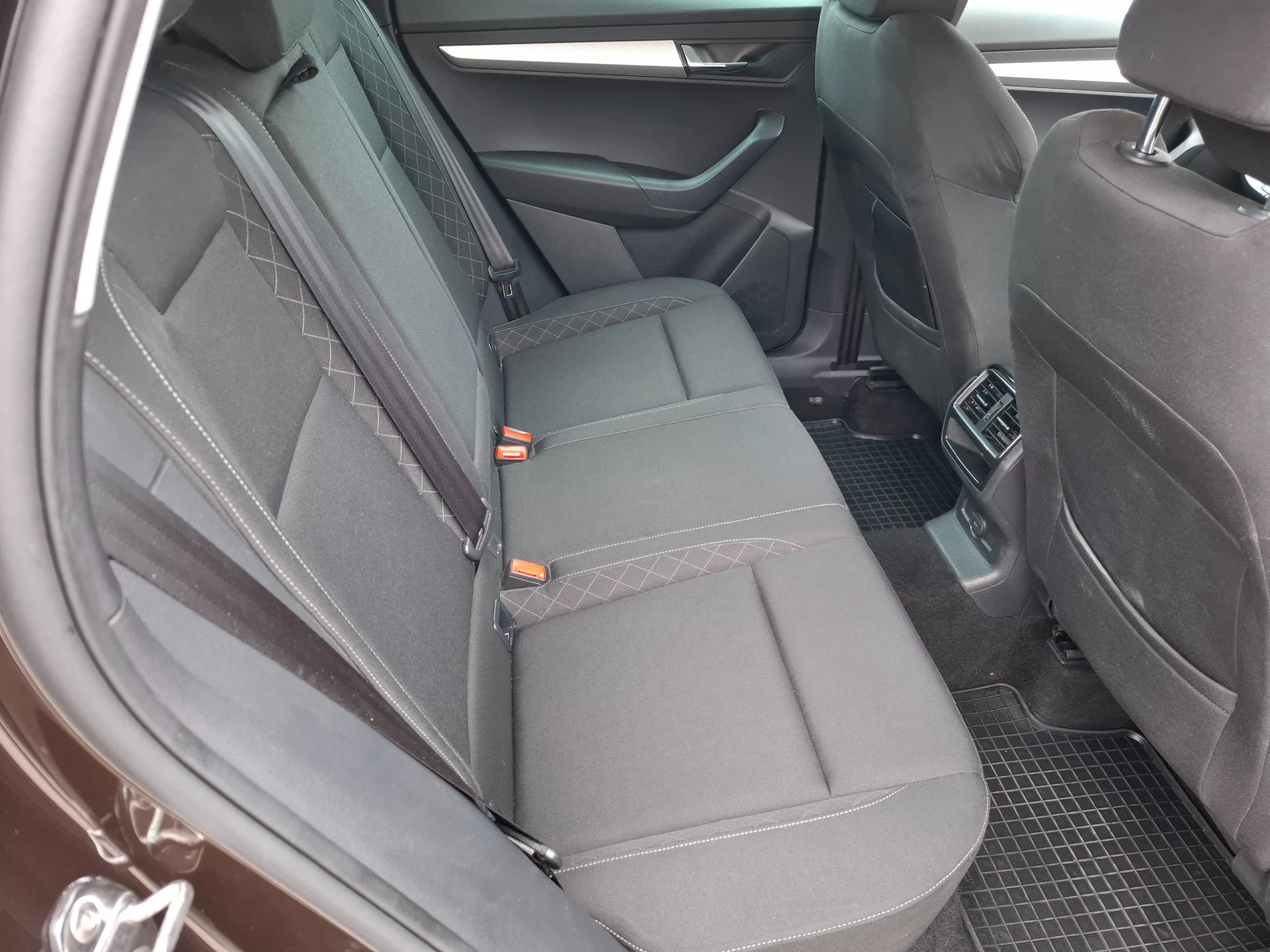 Skoda Karoq 1.6 TDI | Mobile.bg � ����������� 9