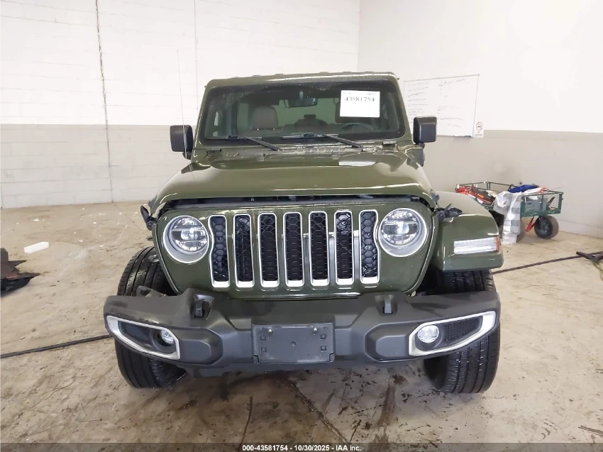 Jeep Wrangler UNLIMITED SAHARA 4x4 - изображение 2