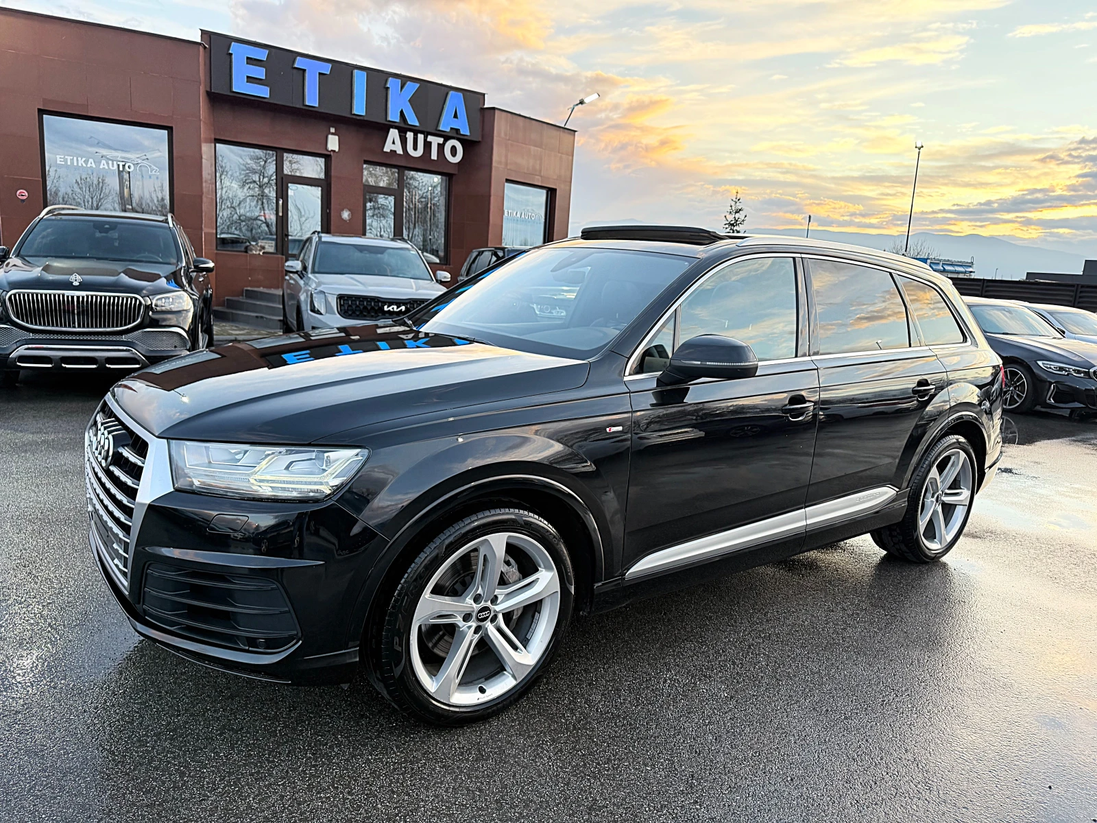 Audi Q7 FACE-Sline-PANORAMA-KAMERA-4x4-ALKANTAR-ПОДГРЯВАНЕ - изображение 2