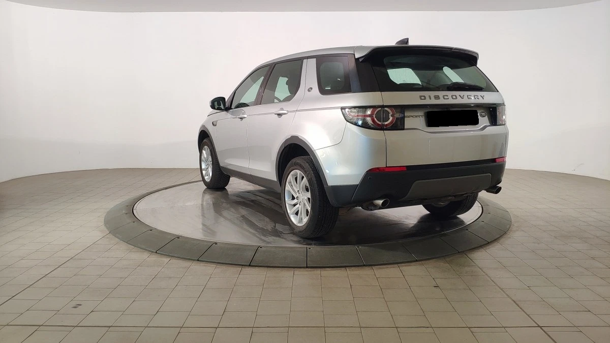 Land Rover Discovery Sport 2.0 TD4 SE - AWD - Diesel, снимка 4 - Автомобили и джипове - 54253255