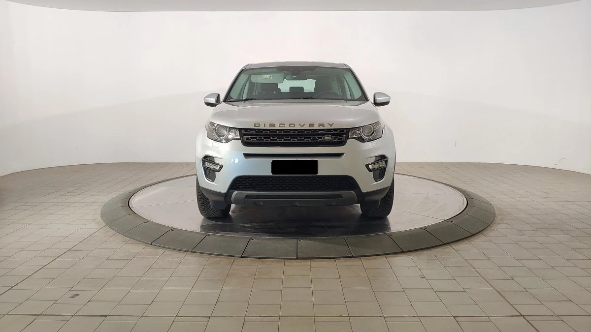 Land Rover Discovery Sport 2.0 TD4 SE - AWD - Diesel, снимка 2 - Автомобили и джипове - 54253255