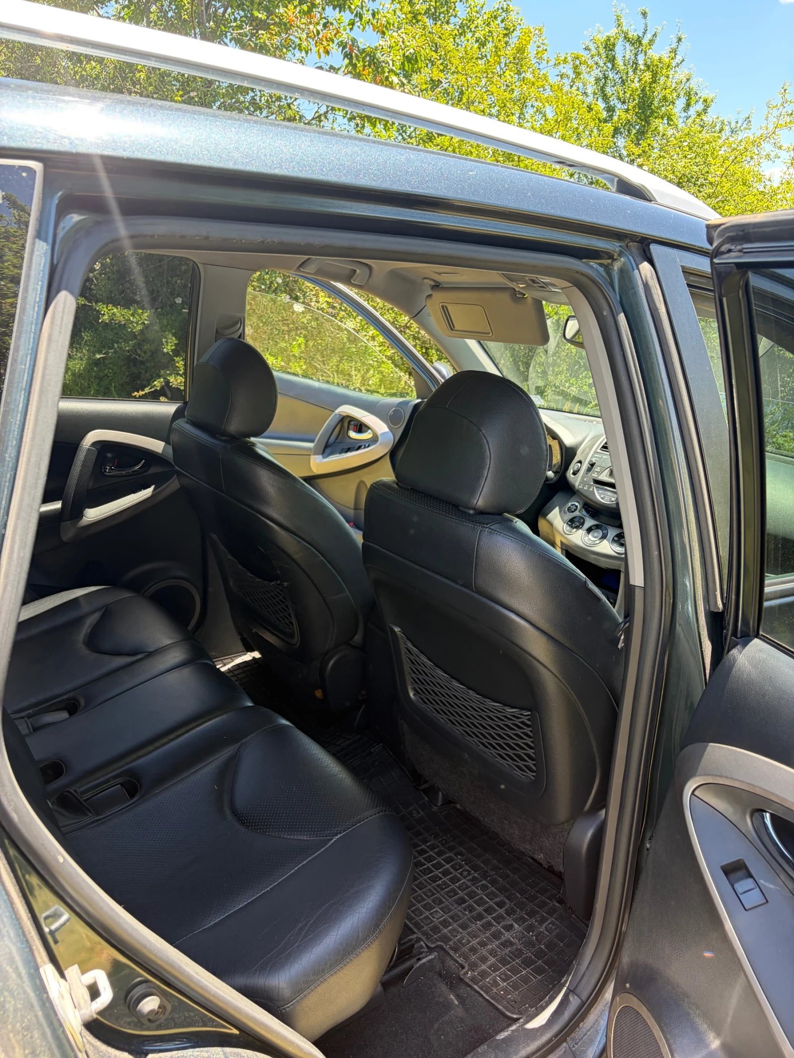 Toyota Rav4, снимка 7 - Автомобили и джипове - 54903621