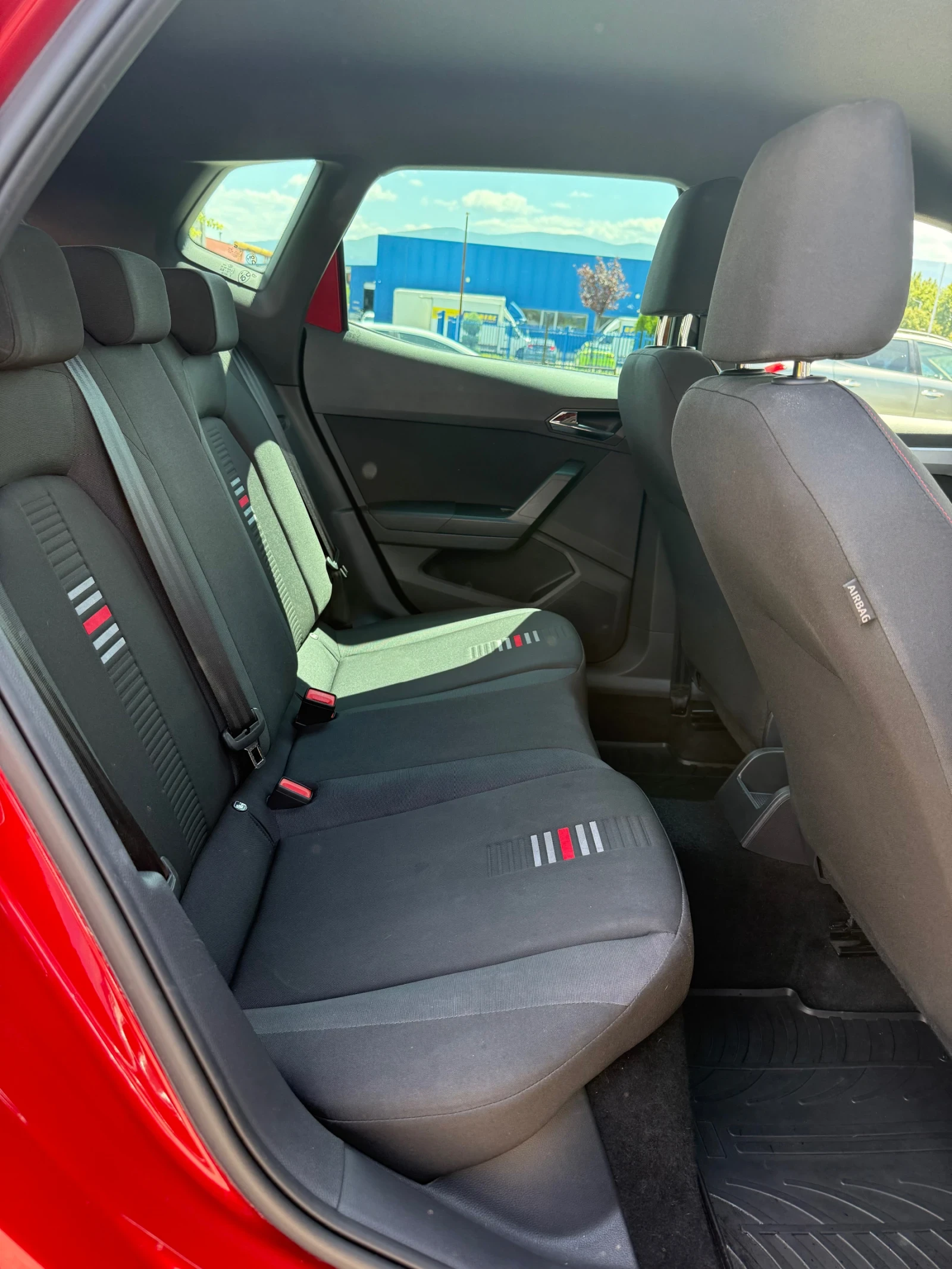 Seat Arona Fr, снимка 9 - Автомобили и джипове - 55447744