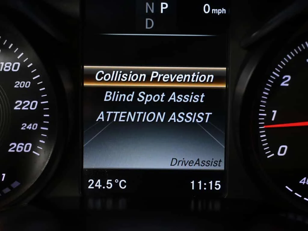 Mercedes-Benz GLC * 300 4MATIC 360CAM Navigation Ambient Light Blind, снимка 14 - Автомобили и джипове - 55498661