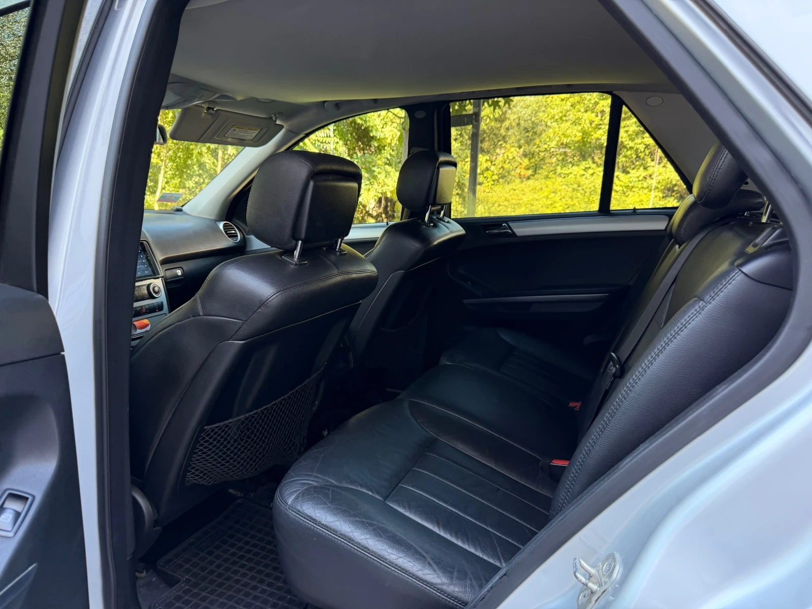 Mercedes-Benz ML 320 CDI / 4-MATIC, снимка 11 - Автомобили и джипове - 55733646