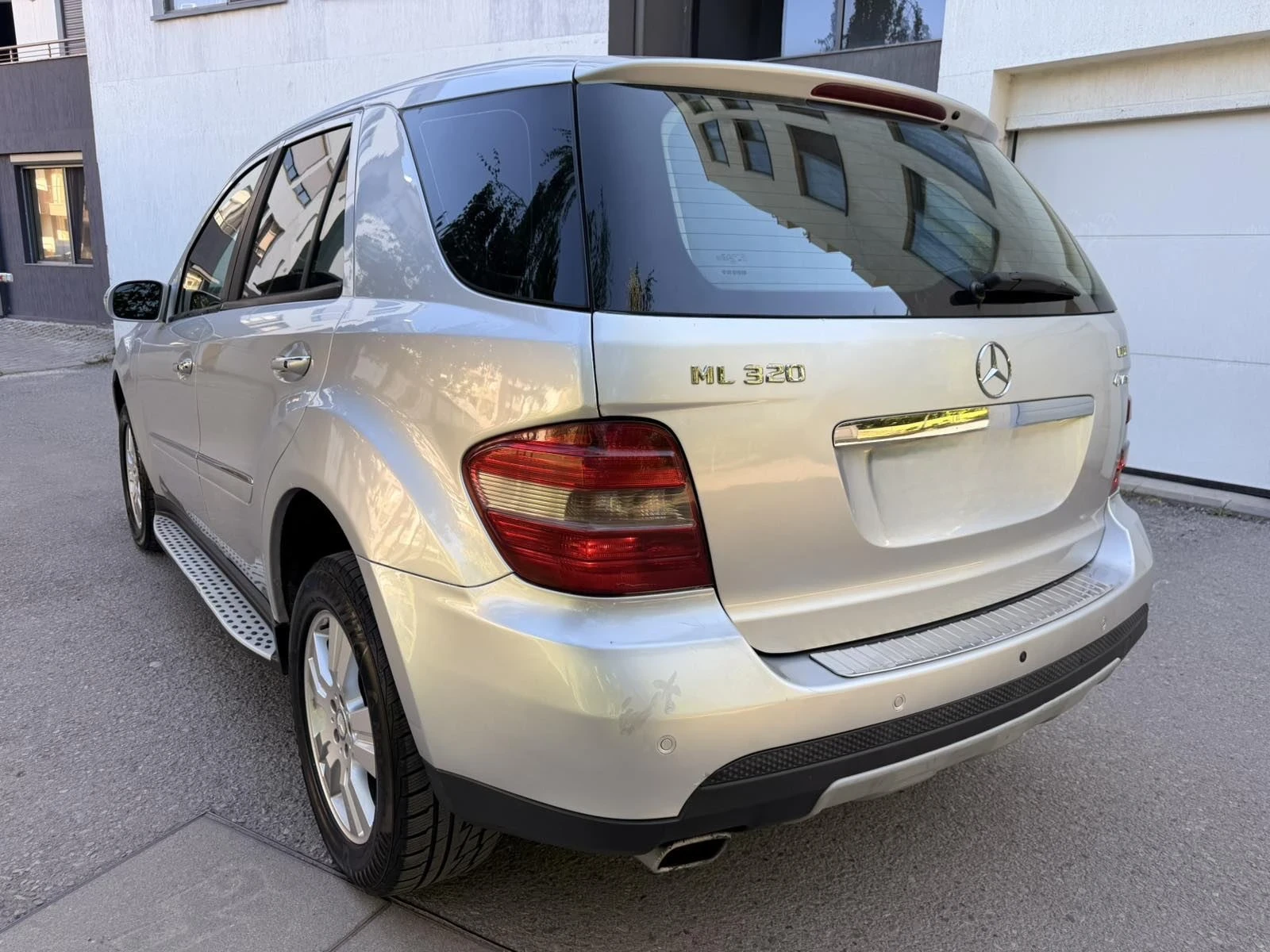 Mercedes-Benz ML 320 CDI / 4-MATIC, снимка 5 - Автомобили и джипове - 55733646